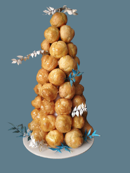 Medium Croquembouche
